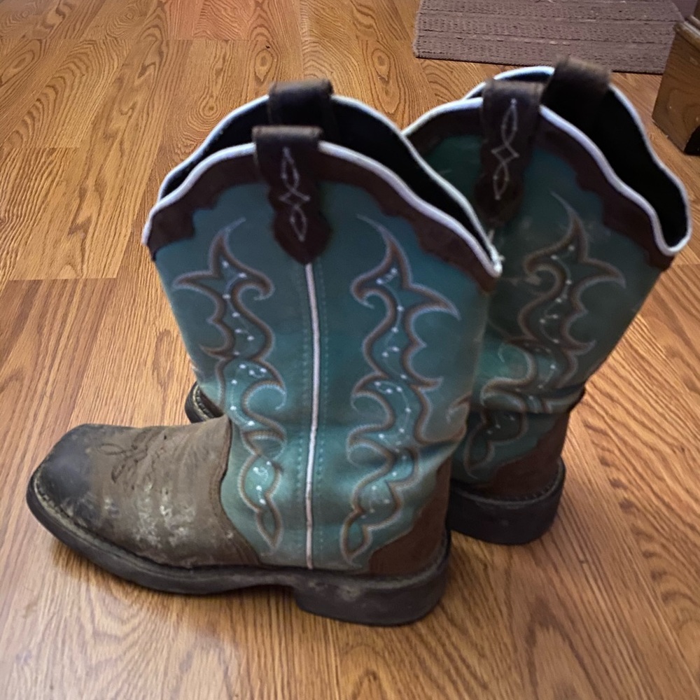 ✰ JUSTINS COWGIRL BOOTS